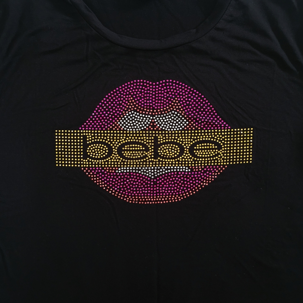 bebe Mouth👄 Grasping "bebe" Banner Top - NWT - Picture 7 of 16
